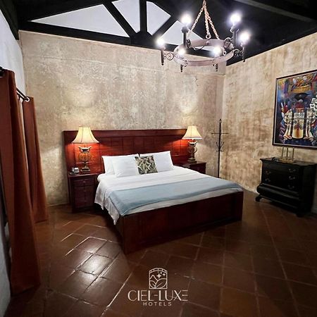 Ciel Luxe Hotels Antigua Guatemala Exterior foto